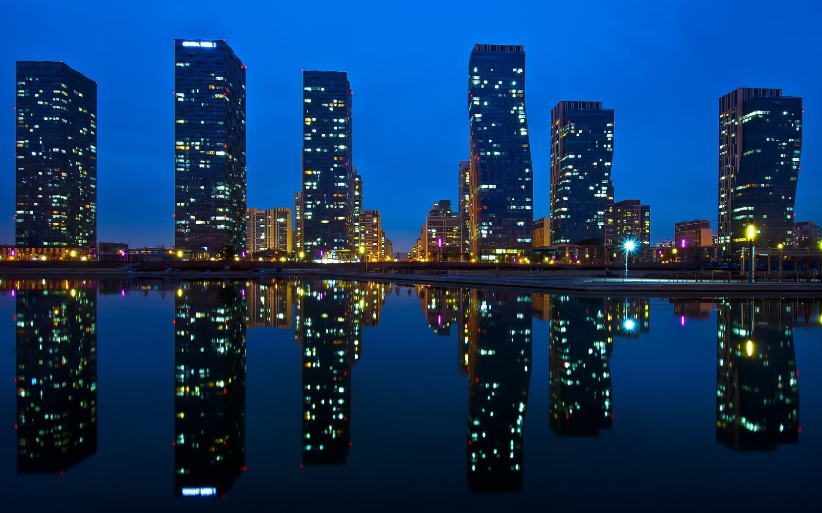 【直播评论互动】球迷热情助推比赛氛围，球迷分享