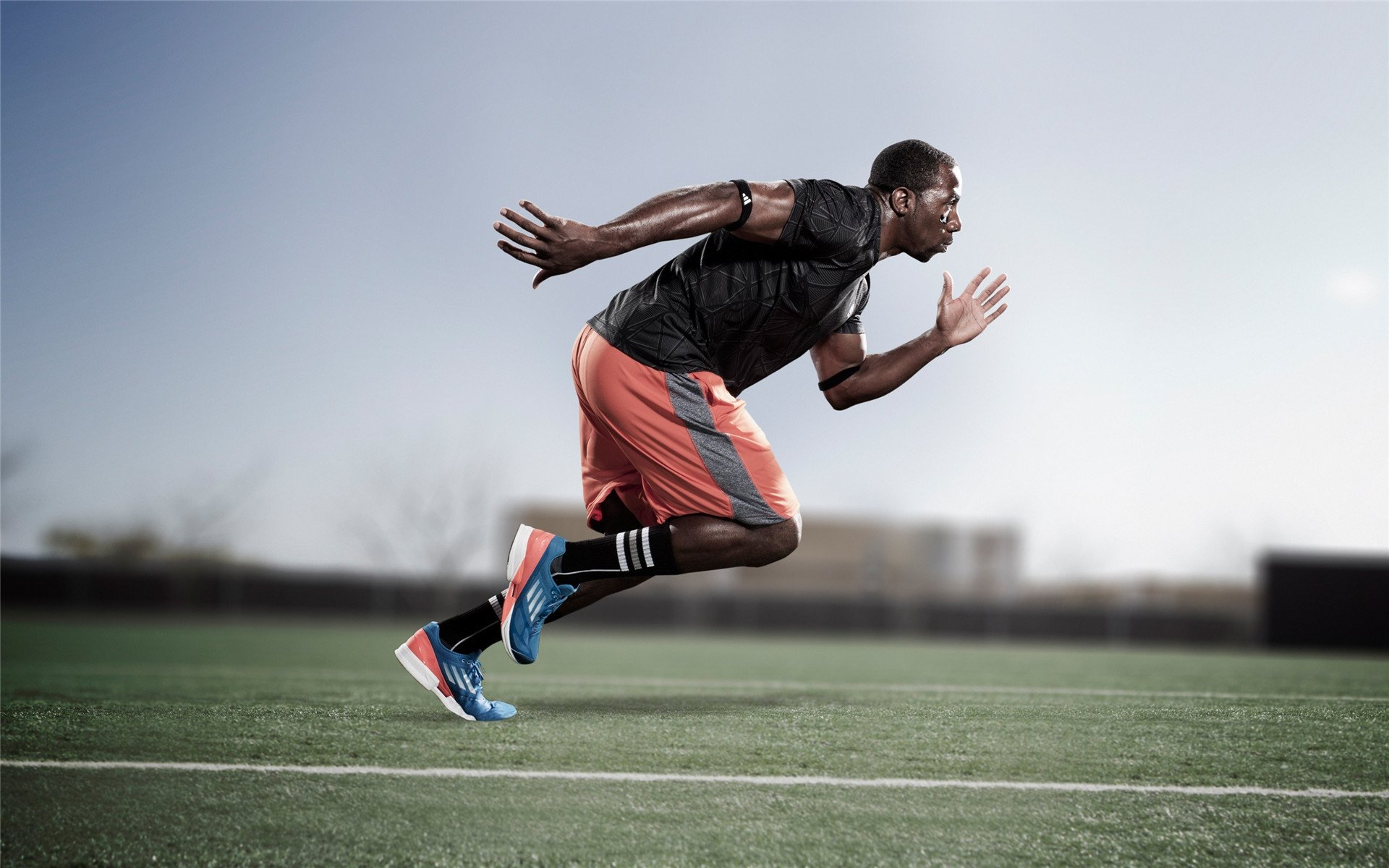 九游体育电竞-巴雷特：全黑队的比赛指挥官，带领球队走向胜利的核心人物，巴雷特实战视频